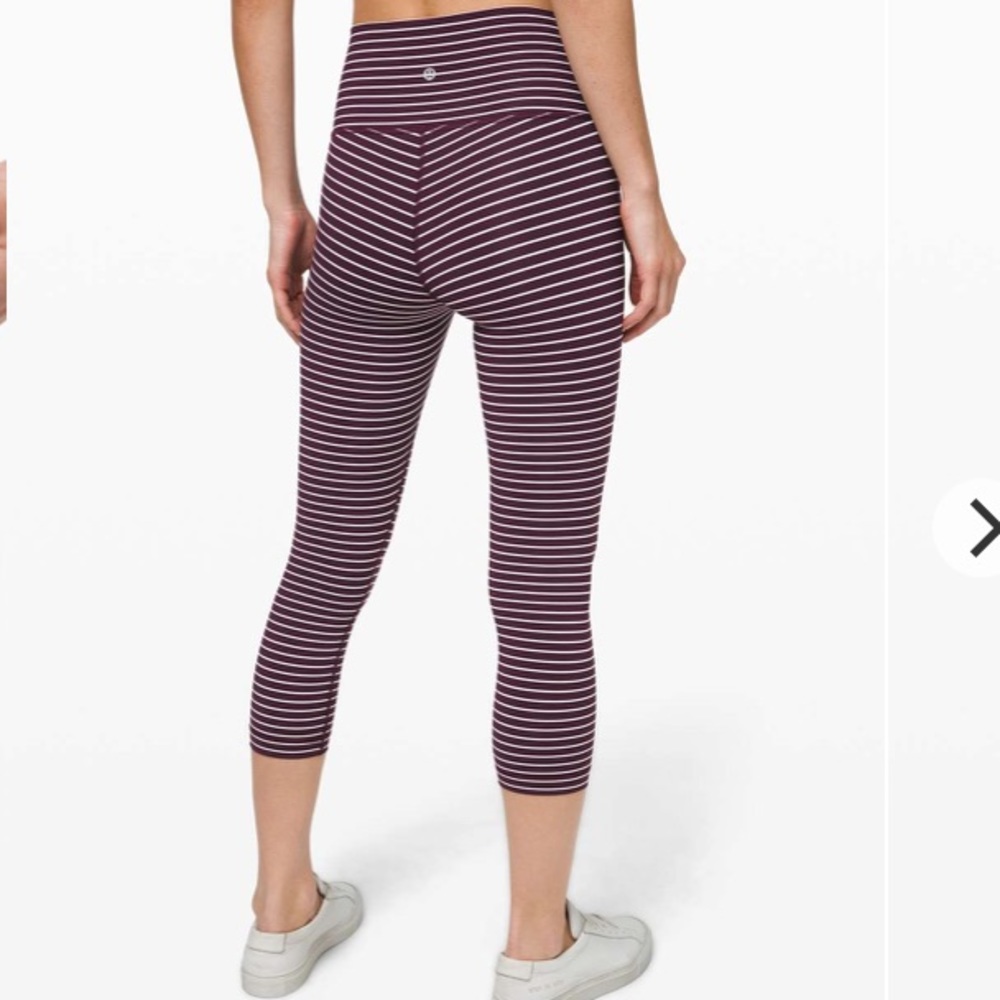 Lululemon 8 Wunder Under HR in Luxtreme 21”